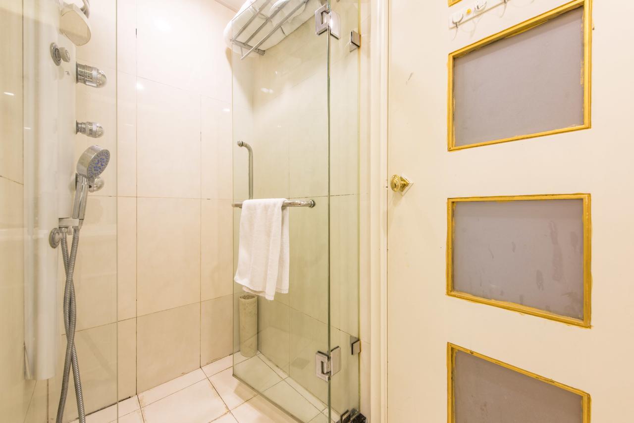 Jinying International Hotel 3*