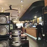Jinying International Apartment Hotel